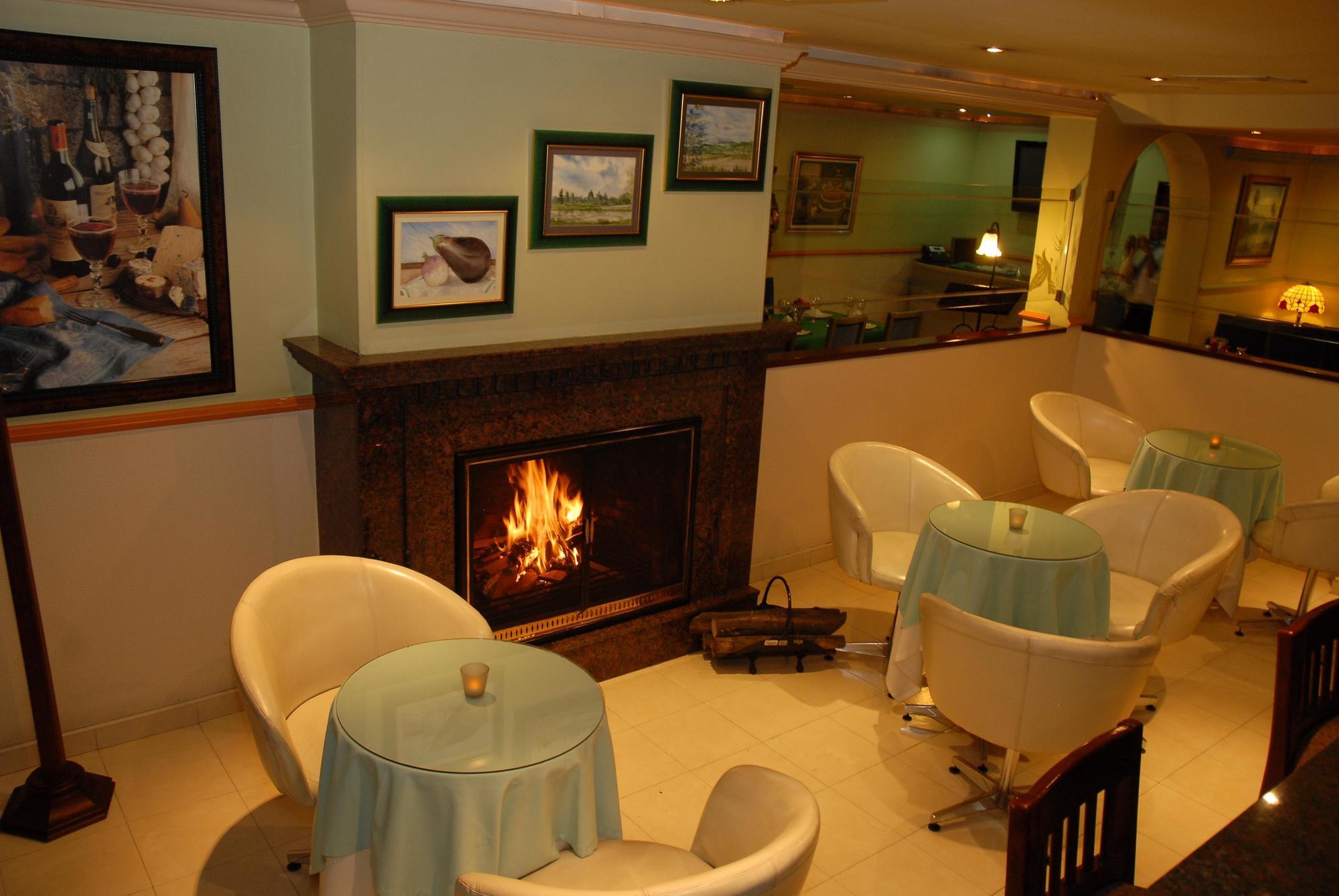 Hotel-Monti Bogotá Esterno foto
